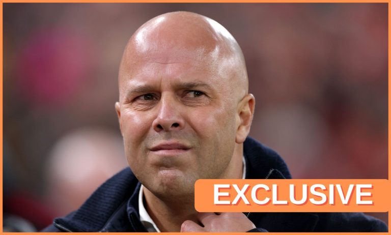 تحديات كبيرة في آنفيلد: أزمة ليفربول واهتمامهم بمدرب جديد